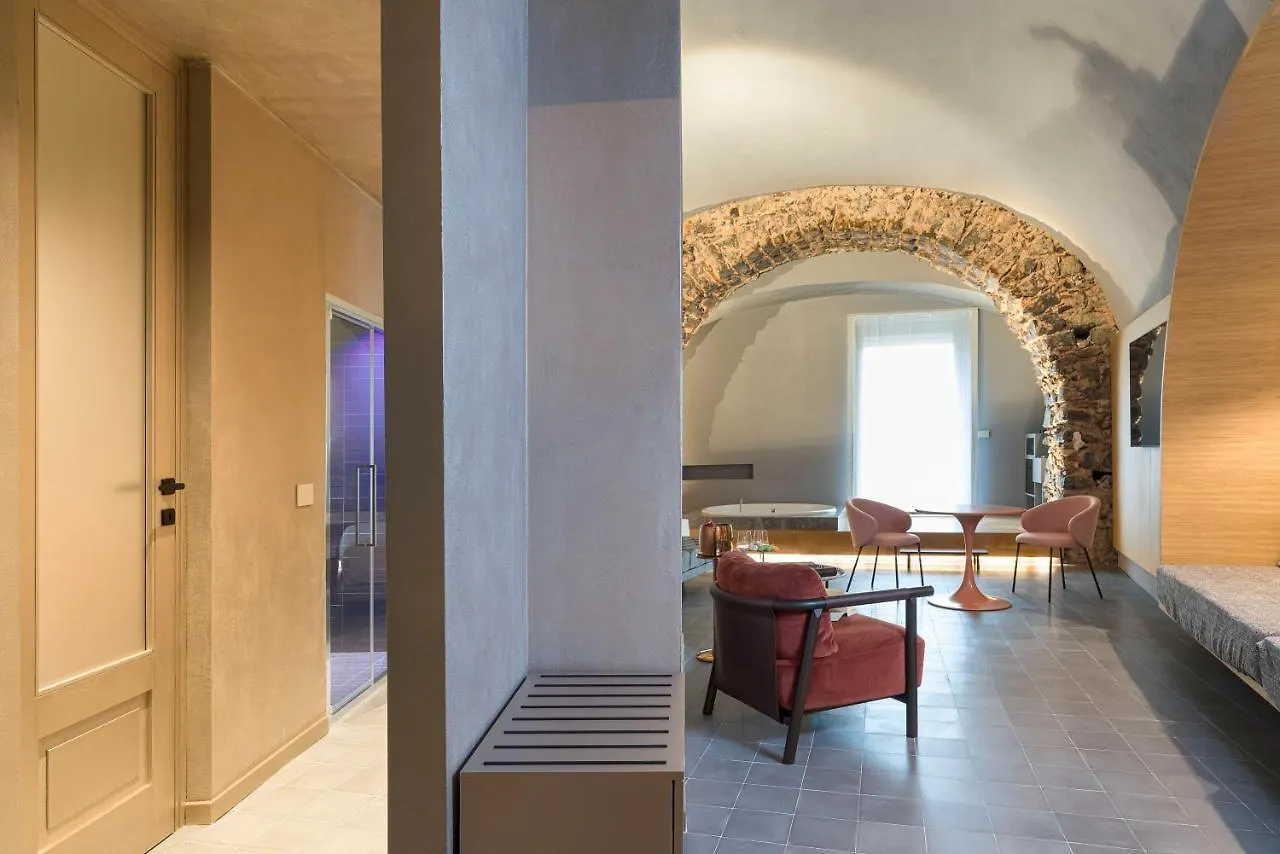 Bastio Private Suites Catânia 0*,