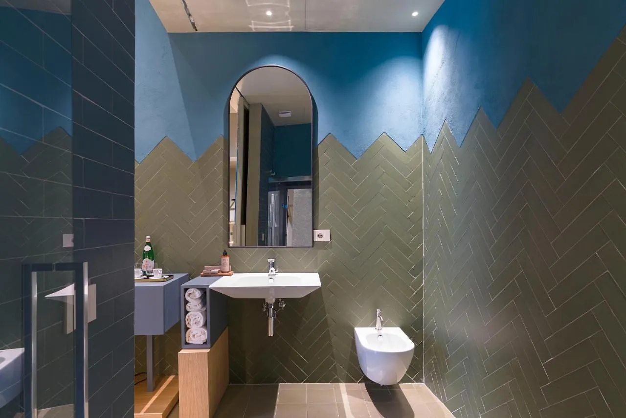 Bastio Private Suites CTA 0*,
